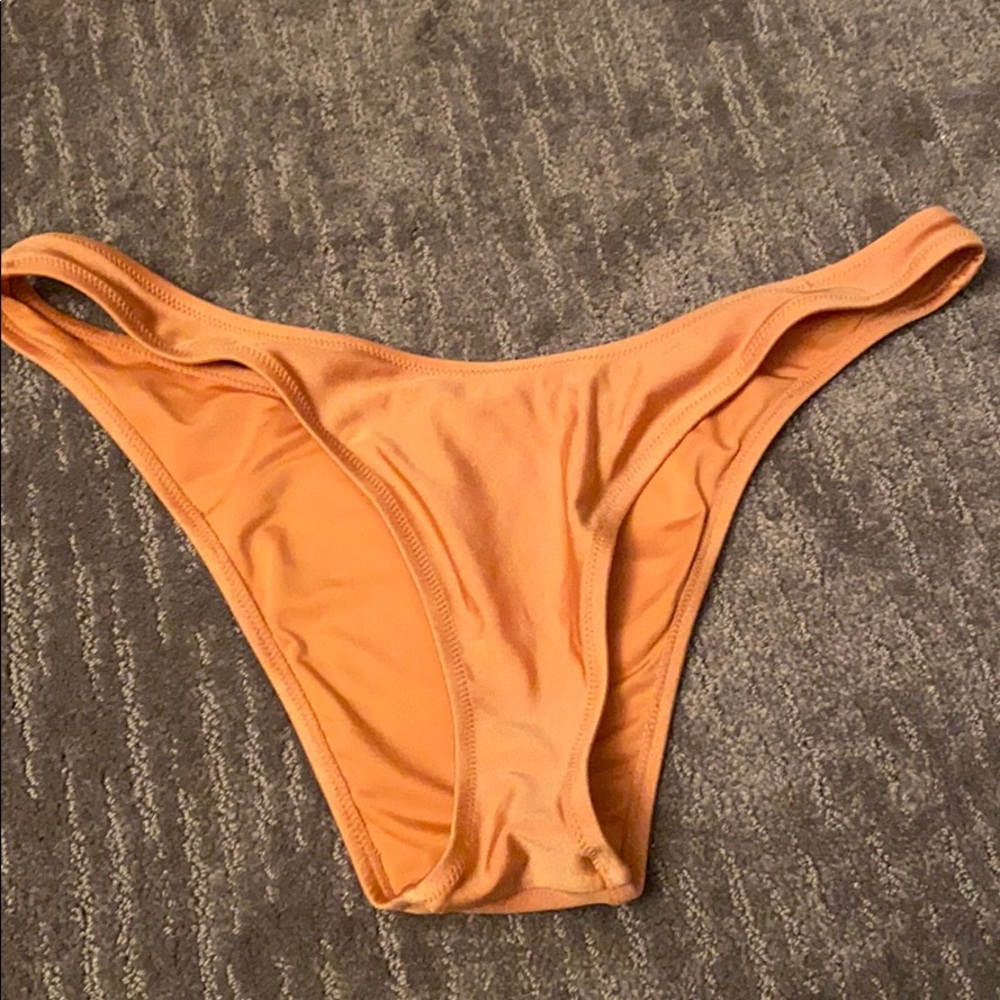 Swimsuit bottoms